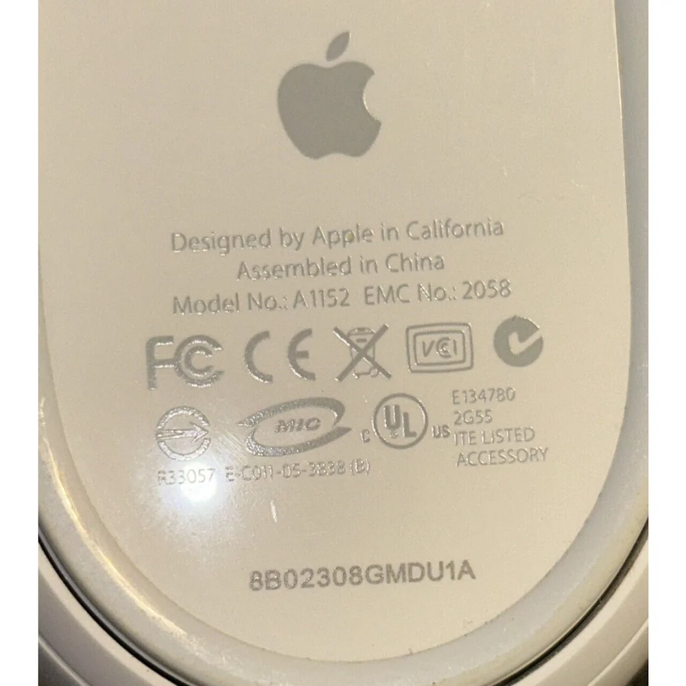 Apple USB Wired Optical Mouse (A1152)